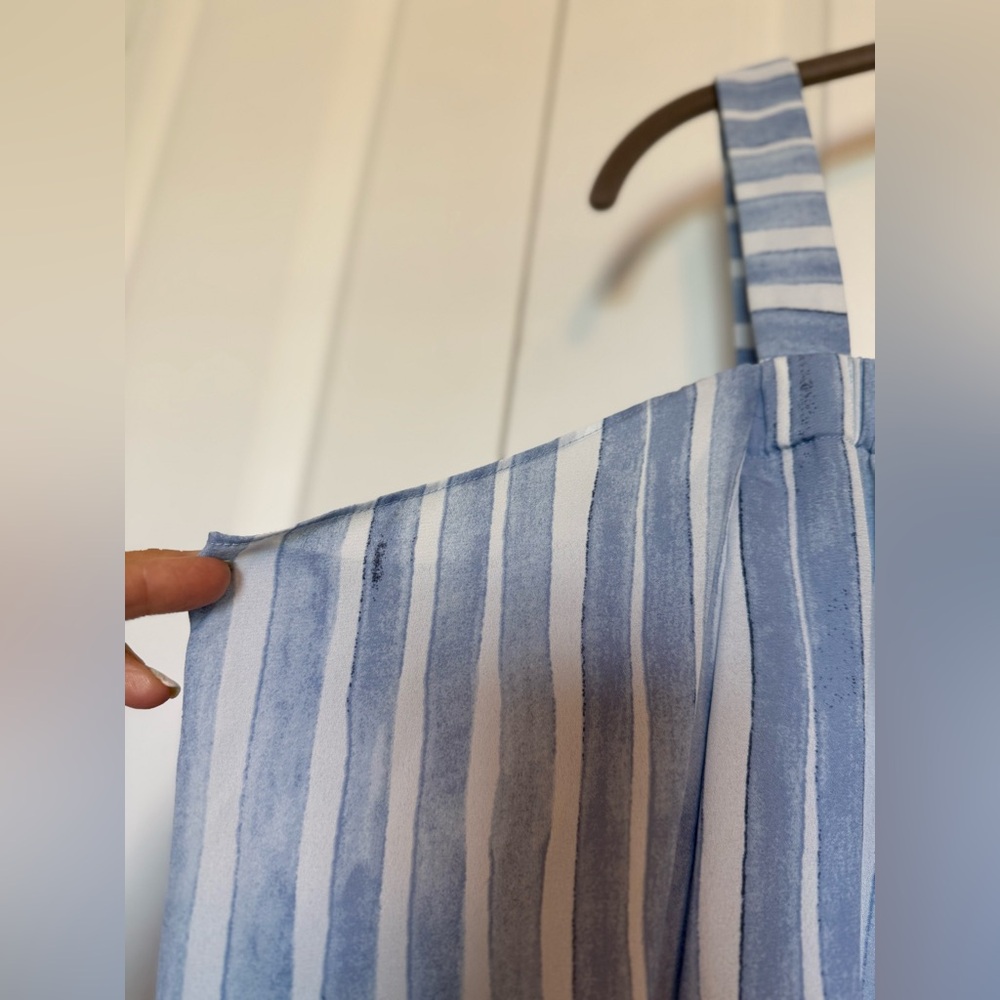 Vince Camuto blue striped cold shoulder blouse - Picture 6 of 8